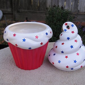 Swirled Patriotic Delight Cupcake Jar image 5