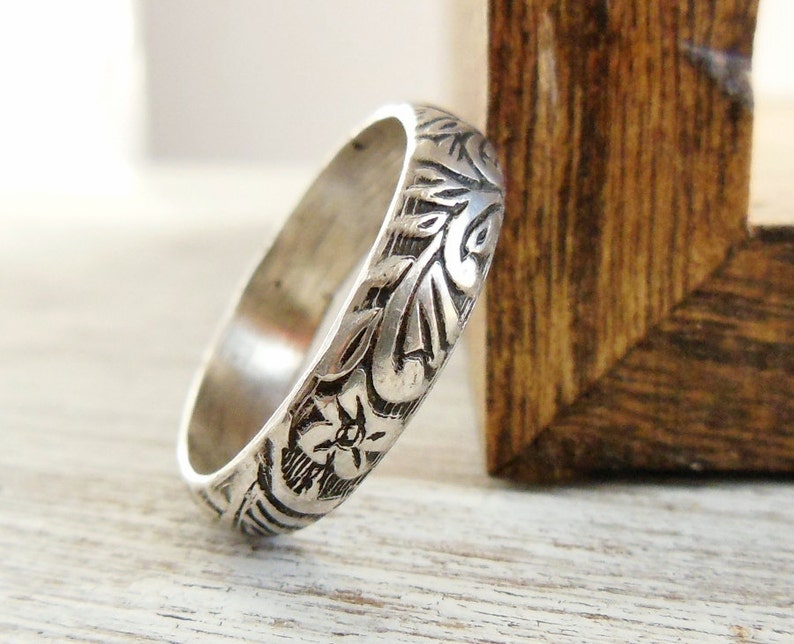 Floral Pattern Ring, Sterling Silver, Wedding Band, Embossed Stacking Ring, Womens Jewelry, Unisex Design image 1