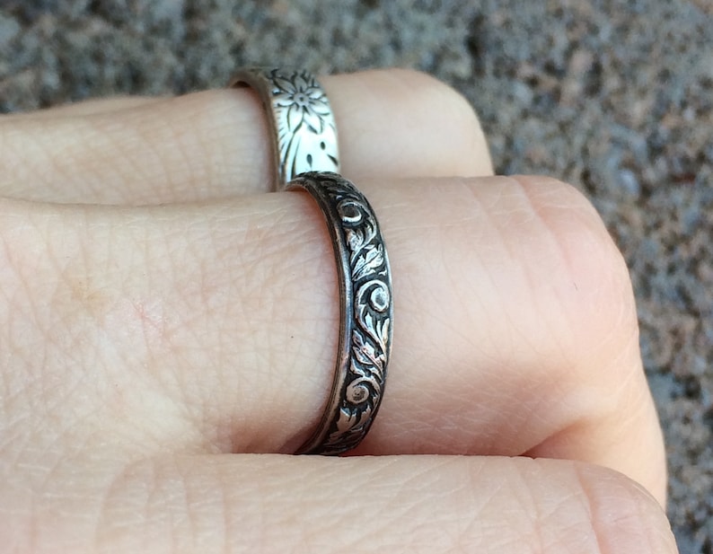 Filigree Personalized Engrave able Ring, Sterling Silver, Gift for Mom, Secret Message Ring, Textured Leaf Ring, Custom Engraved Ring Stack imagem 2
