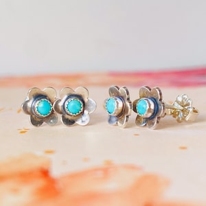 Turquoise Stud Earrings, Sterling silver flower post earrings, Studs for women, gift for Mom or sister, Turquoise Jewelry Nature Lovers
