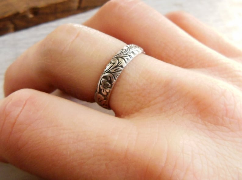 Floral Pattern Ring, Sterling Silver, Wedding Band, Embossed Stacking Ring, Womens Jewelry, Unisex Design image 5