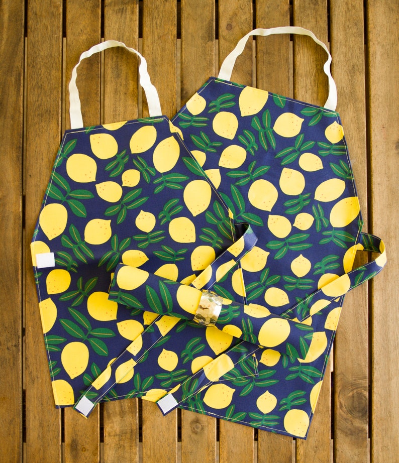 Waterproof Aprons & Mats Toddler and Primary image 2