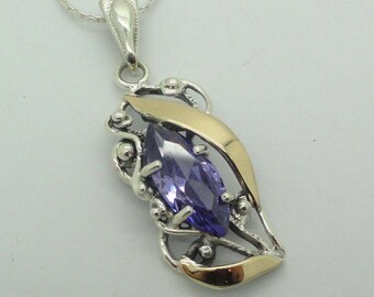New 9K Yellow Gold& 925 Sterling Silver Lavender stone filigree pendant (sp1990)