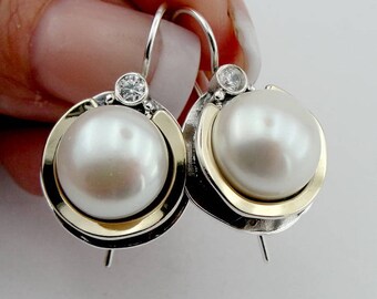 Round PEARL Earrings, 9k Yellow Gold 925 Silver  Hanging Earrings, pearl Earrings, 9K Yellow Goldl Earrings, Jewelry (ms 958