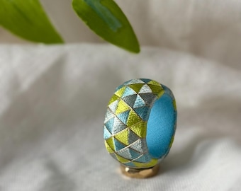 Kaga Yubinuki Necklace, Aqua Blue & Yellow Green Scales – Japanese Embroidery Ring, Geometric Pattern, Gold Thread, Traditional Handcraft
