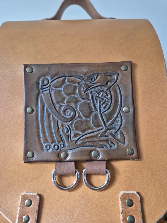 celtic leather backpack Leather Backpack for Larp Medieval Fantasy Costume Accessory Dnd Adventurer  Cosplay Renaissance Faire Large Celtic Bag