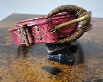Cinturón de cuero largo de lujo con dragón en relieve accesorio de traje de larp 130 cm de largo cinturón medieval fantasía cosplay ropa de feria renacentista