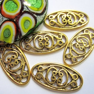 18 Antique gold connector Pendants  jewelry findings antique gold links 24mm x 12mm