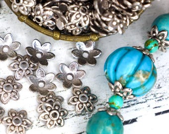 Blumen Silber Schmuck Perlenkappen - Silber Schmuck Zubehör - Gemusterter Blumen Schmuck - Bastelbedarf - Qty 24