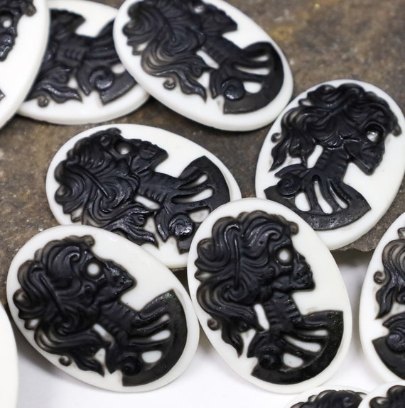 40pcs 0.472 In Cabujones De Resina De Espalda Plana Para Arte Artesanía Y Decoración Del Hogar (Z5-07