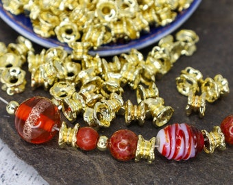 Copriperline a forma di fiore in oro bifacciale, copriperline in oro, perline in metallo, distanziatore per perline floreali, copriperline a forma di fiore, quantità 24