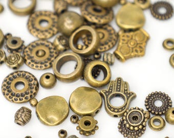 Antikbronze-Zwischenperlenmischung, Metall-Zwischenperlen grammweise, Perlen für die Schmuckherstellung, Vintage-Bronze-Fassungen