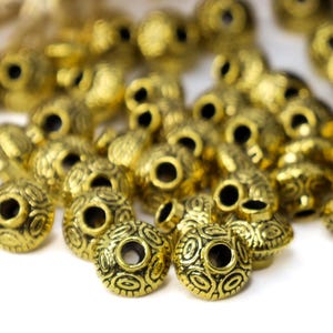 Antieke gouden kralen Tibetaans gouden tussenkralen van gat tot gat Breedte 7 mm x kruisbreedte is 6 mm sieradenbenodigdheden 30 stuks