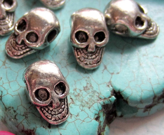 Antique Silver Skull Beads, 10.5x6.5mm Metal Beads for DIY Jewelry Making, Day of the Dead Supplies, Qty: 18
