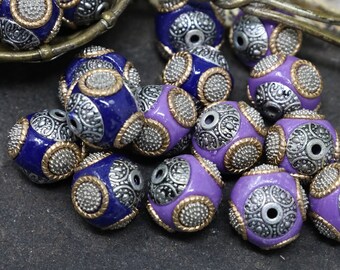 6 Handmade Indonesia Beads, with Alloy Cores, Round, Antique Silver & Golden Accents Spacer Beads, Lavendar