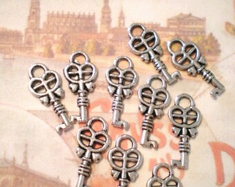 10 Jewelry Charms Silver Keys 18x8mm