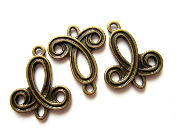 12 Jewelry connectors Antique bronze jewelry findings earring components  jewelry links 22mm x 19mm