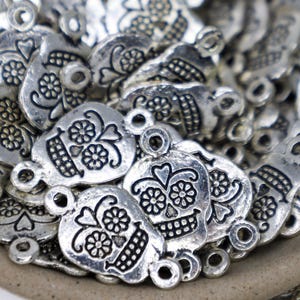 Antique Silver Skull Pendants, 17mm Tibetan Style Zinc Alloy Charms for Gothic Punk Boho Jewelry and Bracelets, Qty: 20