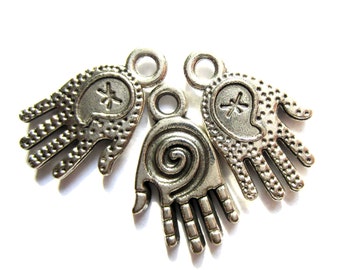 18 Antique silver Fatima hand  charms Hamsa hand pendant ethinic charms 4871 lead free