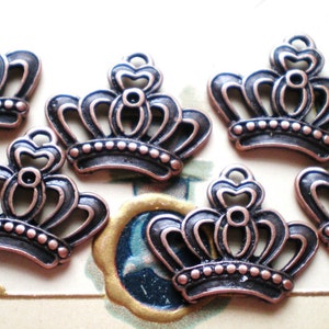 6 Copper Crown findings jewelry craft charms 22x 18x3mm