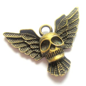 4 Skull charms antique bronze skeleton pendants metal no lead craft jewelry supplies winged skull 30mm x 33mm