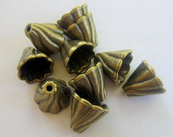18 Bead caps antique bronze metal cone 13mm x 12m