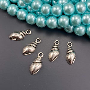 18 Antique Silver Seashell Charms, 3D Conch Seashell Charm for Necklace Bracelet Earring, Silver Shell Charm, Ocean Charm, Beach Jewelry