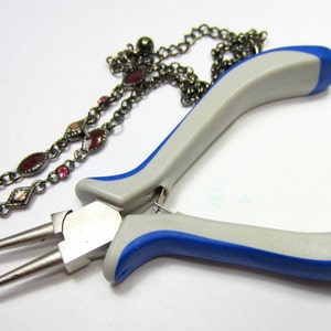 Round Nose Pliers – Spring Loaded Wire Looping and Wrapping Tool, Carbon Hardened Jewelry Pliers for Beading & Everyday Making