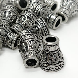 18 Antique Silver Metal Ethnic Style Bead Caps