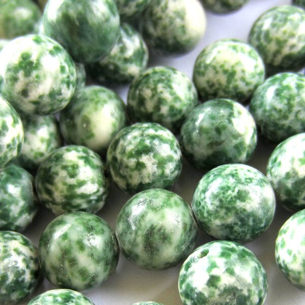 30 Green spot stone gemstone beads beadwork supplies green beads - 10mm