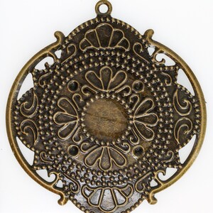 Antique Bronze Filigree Mandala Pendants, Round Medallion Charms, Boho Jewelry Connectors, Ornate Metal Pendant for Necklace Jewelry Making