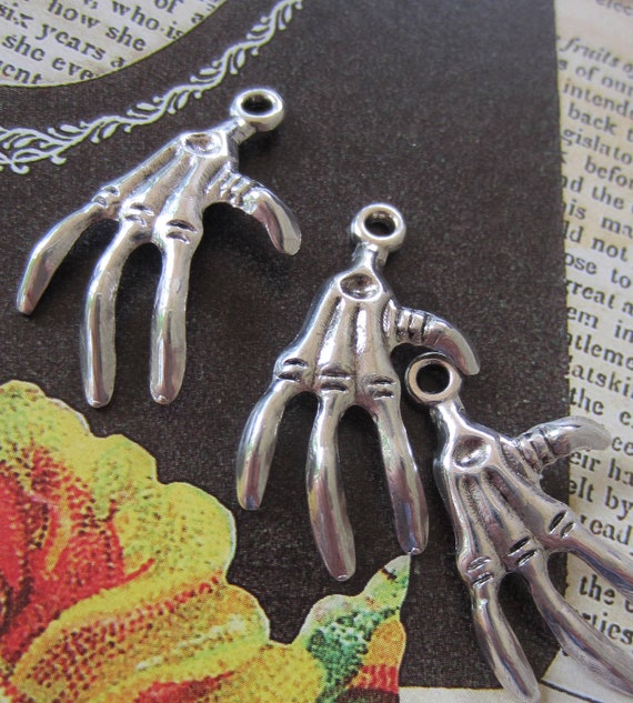 Claw Charms Antique Silver Skeleton Hand Pendants Gothic
