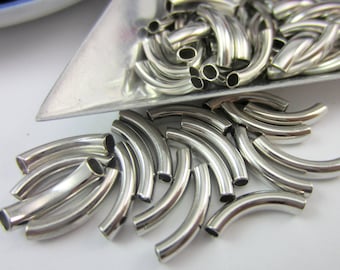 Lot De 50 Perles Tubes Argentées Gravées - Pour Fabrication De Bijoux, Métal Plaqué Argent, Neuf