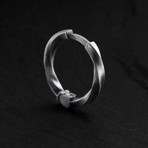 Real 925 Sterling Earrings for Men – Bold Brutalist Style, Ideal for Edgy, Statement-Making Fashion