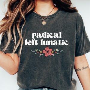 Radikales linkes verrücktes T-Shirt, lustiges subtiles Anti-Trumpf-Shirt, widerstehen Oligarchen-Sweatshirt, politisches Geschenk, Anti-Trumpf-Shirt, linkes T-Shirt