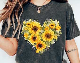 Retro Comfort Sunflower T-shirt, Aesthetic Women Sweatshirt, Funny Sunflower Shirt, Floral Mama Gift, Trendy Women Apparel, Flower Tee