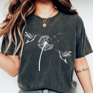 Retro Comfort Cute Dandelion Hummingbird T-Shirt, Cute Hummingbird Dandelion Shirt, Nature Lovers Gift, Cute Women Gift