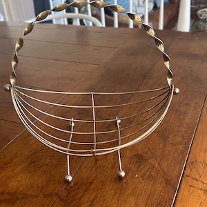 CESTA DE METAL CON ASA TRENZADA MCM