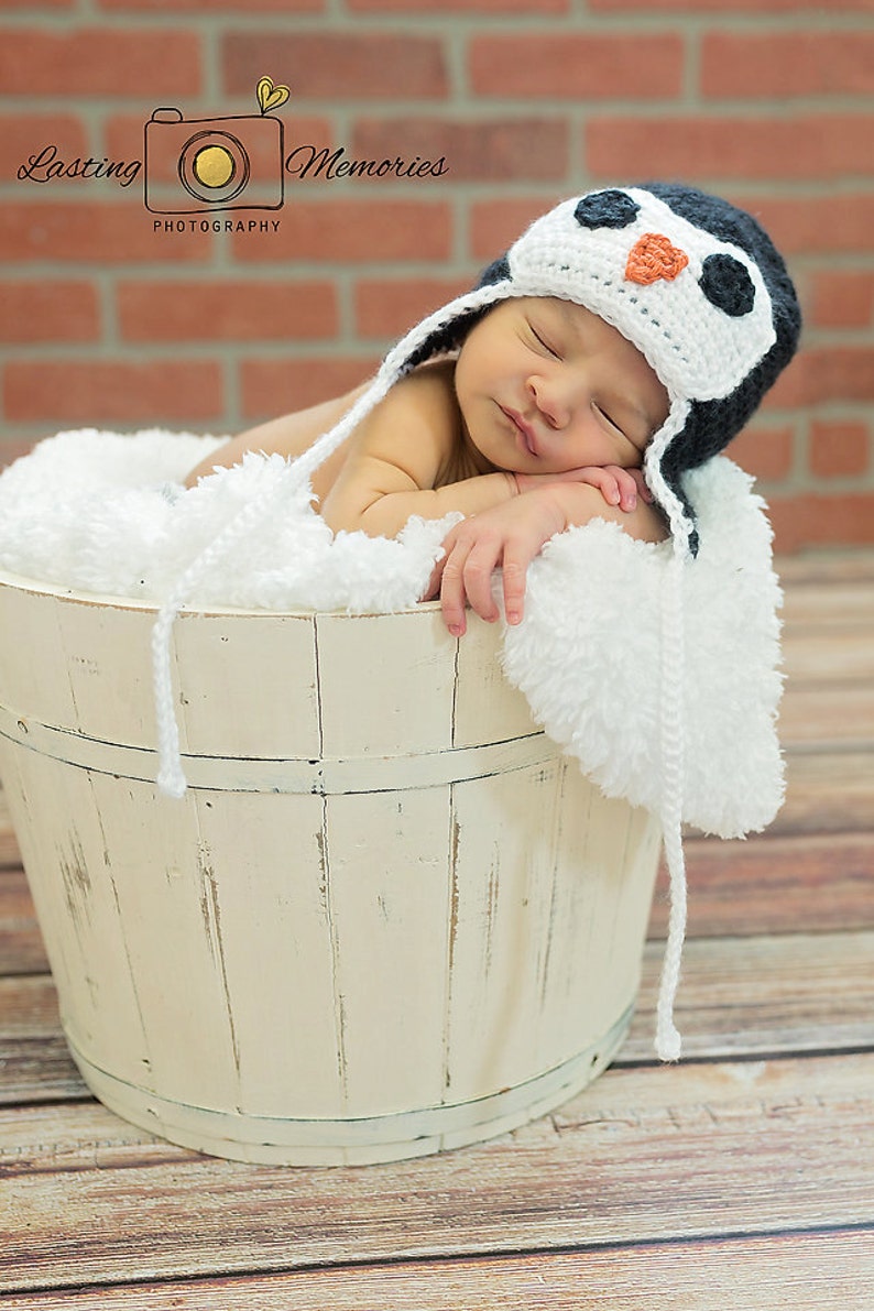 Baby Penguin Hat, Baby Penguin Beanie, Animal Hat for Babies, Photography Prop, Baby Animal Hat, Baby Penguin Crochet Hat, Penguin Hat image 1