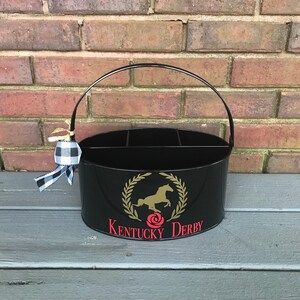 Pojemnik na przybory kuchenne Kentucky Derby; idealny do organizacji przyjęć lub zajęć plastycznych; świetny prezent; sprawdź wszystkie wzory na różne pory roku/święta; świetny prezent!