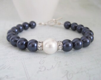 Kate - Bridal Navy and Ivory pearl bracelet, Bridal pearl bracelet ,Bridesmaids Bracelet , Something Blue bracelet -Vintage Style Bracelet