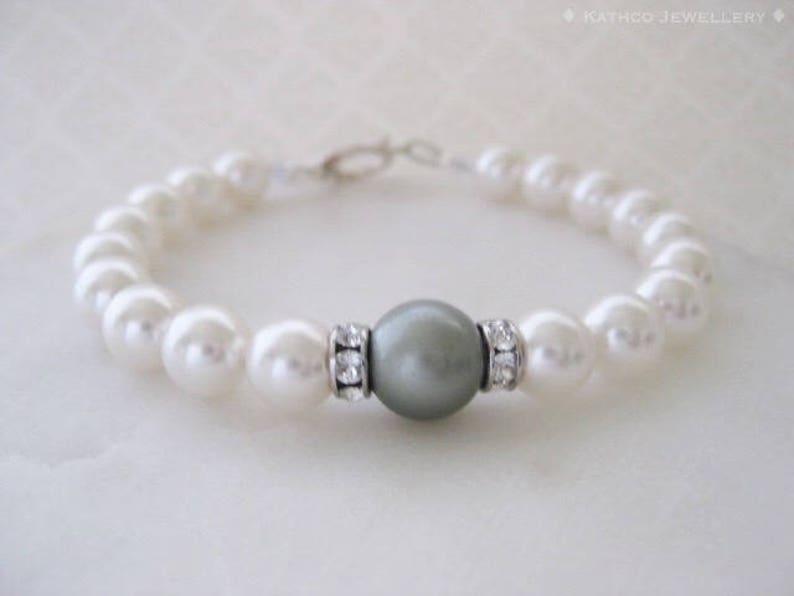 Caitlin Pearl Bridal Bracelet, Light Sage and white Pearl Wedding Bracelet,Bridal Jewellery, Created with Pearls crystals from Swarovski® image 3
