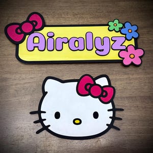 パーソナライズされたハローキティの寝室ドアハンガー。手作りのドアサイン。 Letrero para puerta Personalizado、Letrero Decorativo、Hecho a mano。