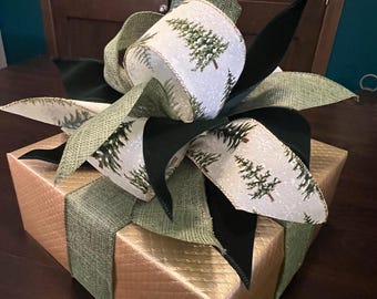 Green and Gold Reusable Gift Box; Pre-Wrapped Box