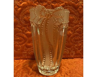 Vintage Evita Merci Cherie Collection  Vase Germany 24% Lead Crystal Ribbon Bow