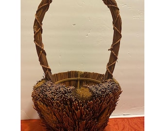 Vintage Handmade Pine Needle Basket Medium Decorative Straw Dark Light Folk Art