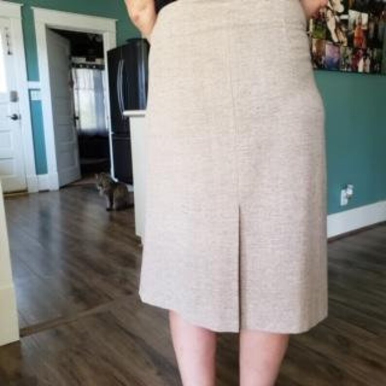 ladies classic tweed skirt