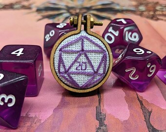 Embroidered d20 Pin