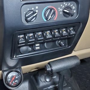 Wrangler TJ 7 Slot Switch Panel