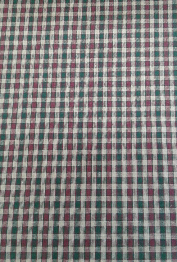 Black /& White Small Plaid Reversible Cotton Fabric Per Yard Homespun Burgundy